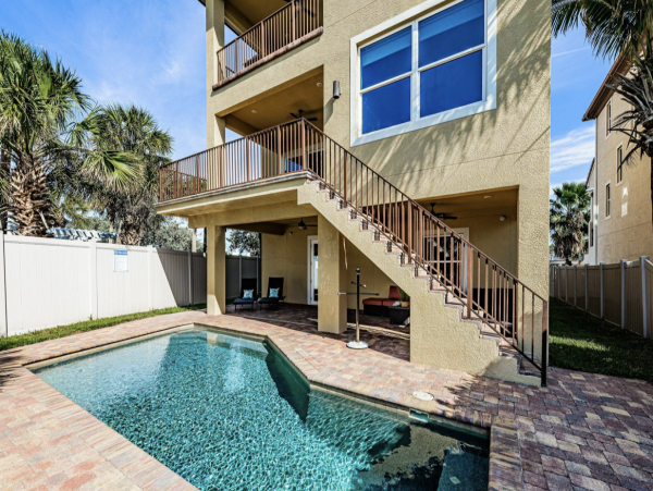 Treasure Island 6 Bedroom Home Pool & Views